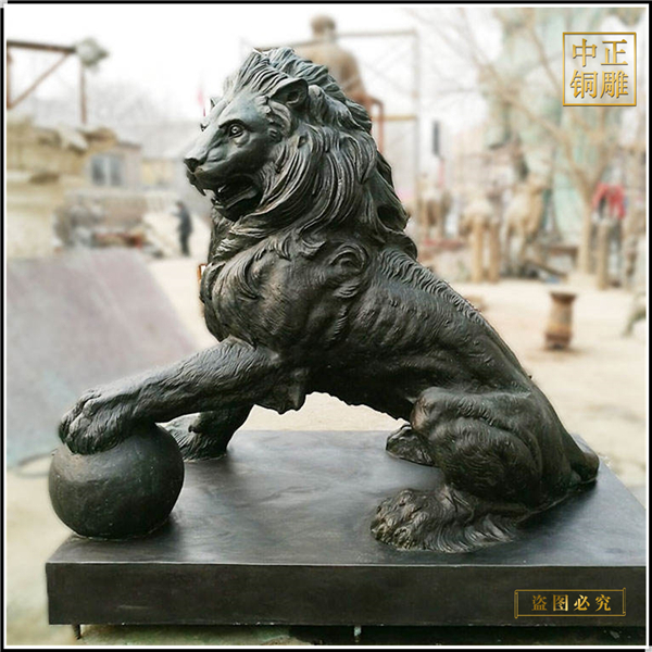 大型铜狮子雕塑图片.jpg